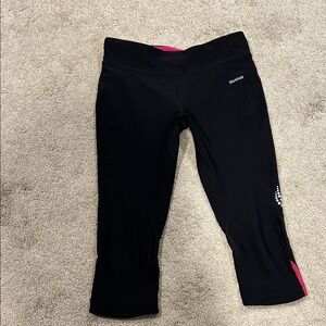 Reebok Women's Black Cropped Leggings with Pink Accents